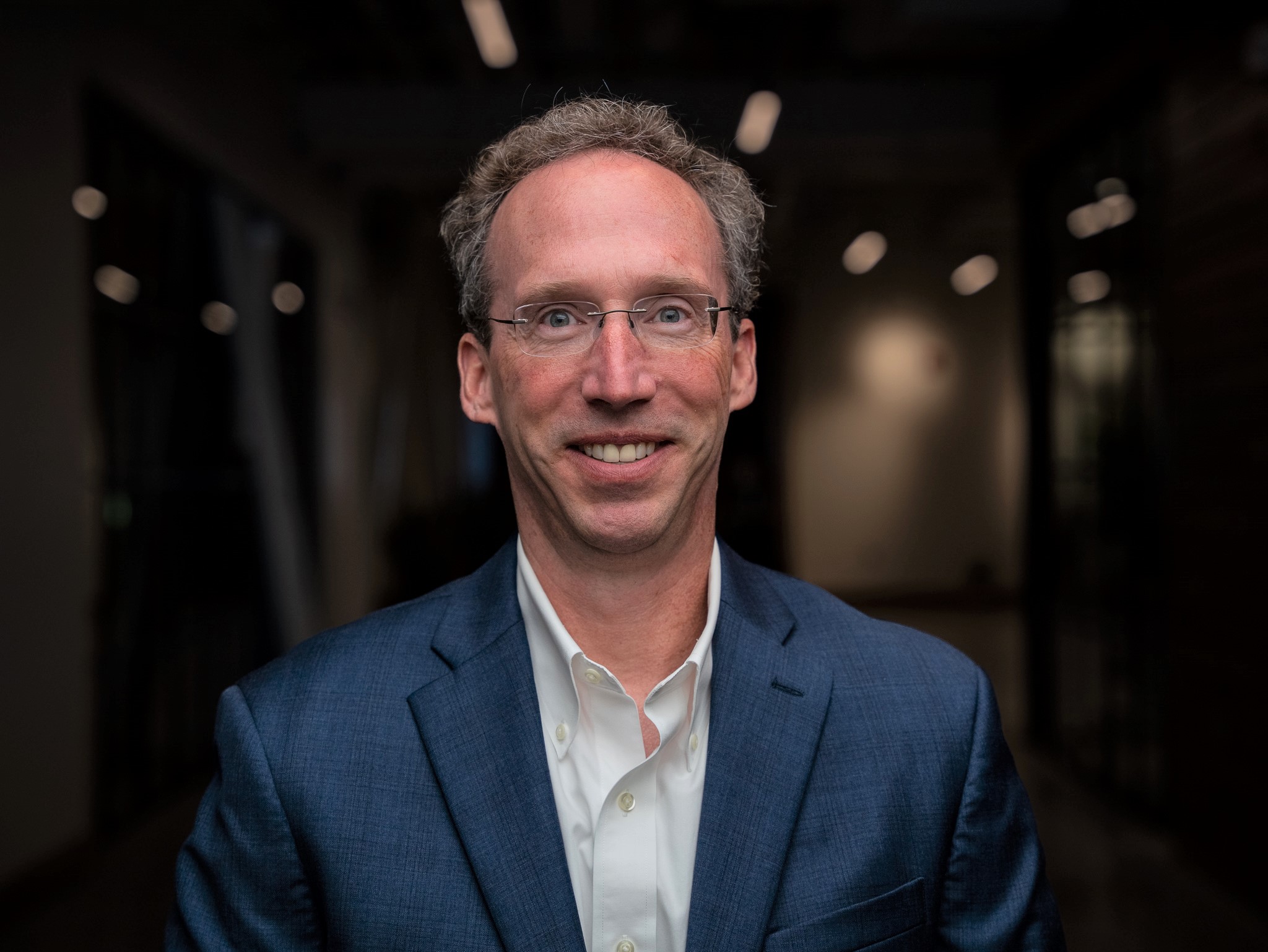 Head Shot - Peter Woodson
